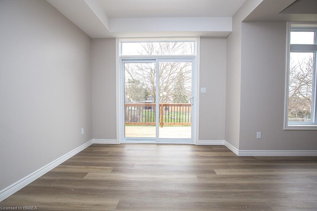 355 Wellington Street, Brantford, ON - Indoor Photo Showing Other Room