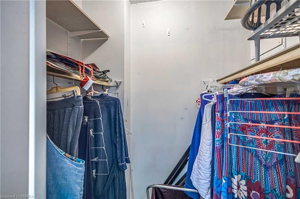 507-1964 Main Street W, Hamilton, ON - Indoor With Storage