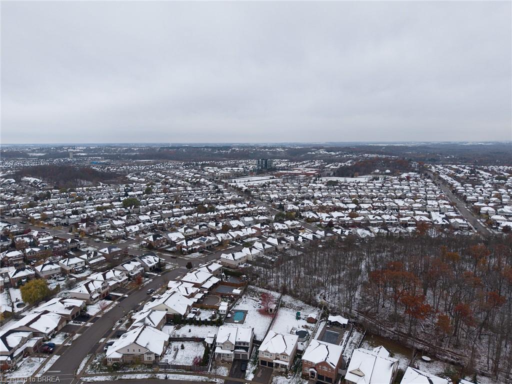 110 Hunter Way, Brantford, ON - Outdoor With View