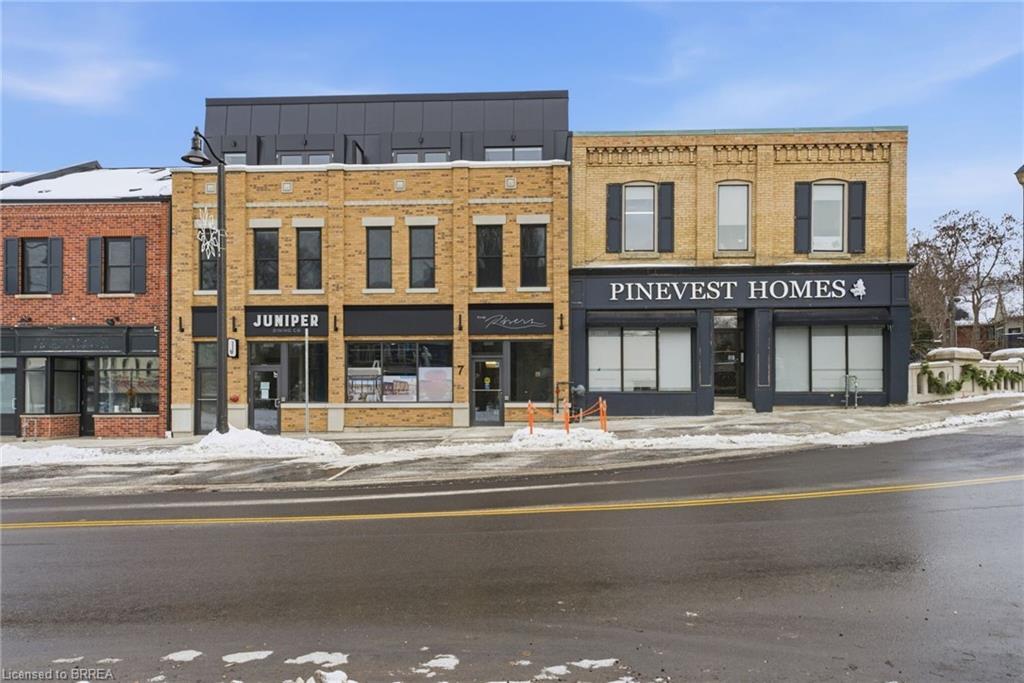 202-7 Grand River Street N, Paris, ON - Outdoor With Facade