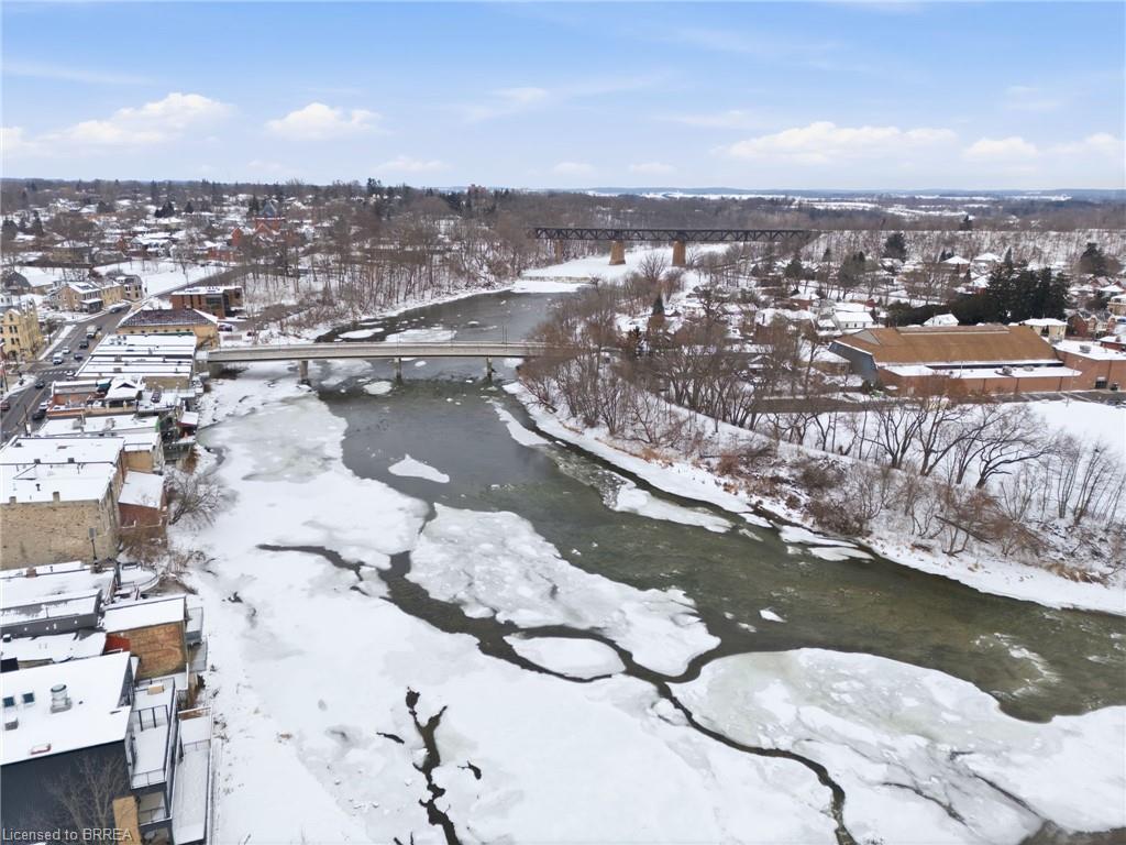202-7 Grand River Street N, Paris, ON - Outdoor With View