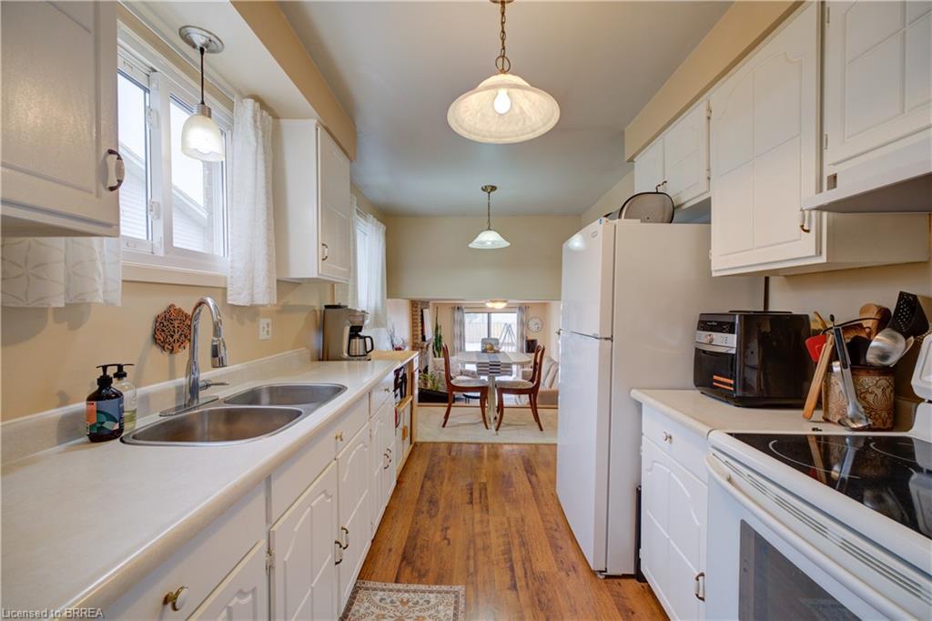 9 Max Webster Road, Brantford, ON - Indoor Photo Showing Kitchen With Double Sink