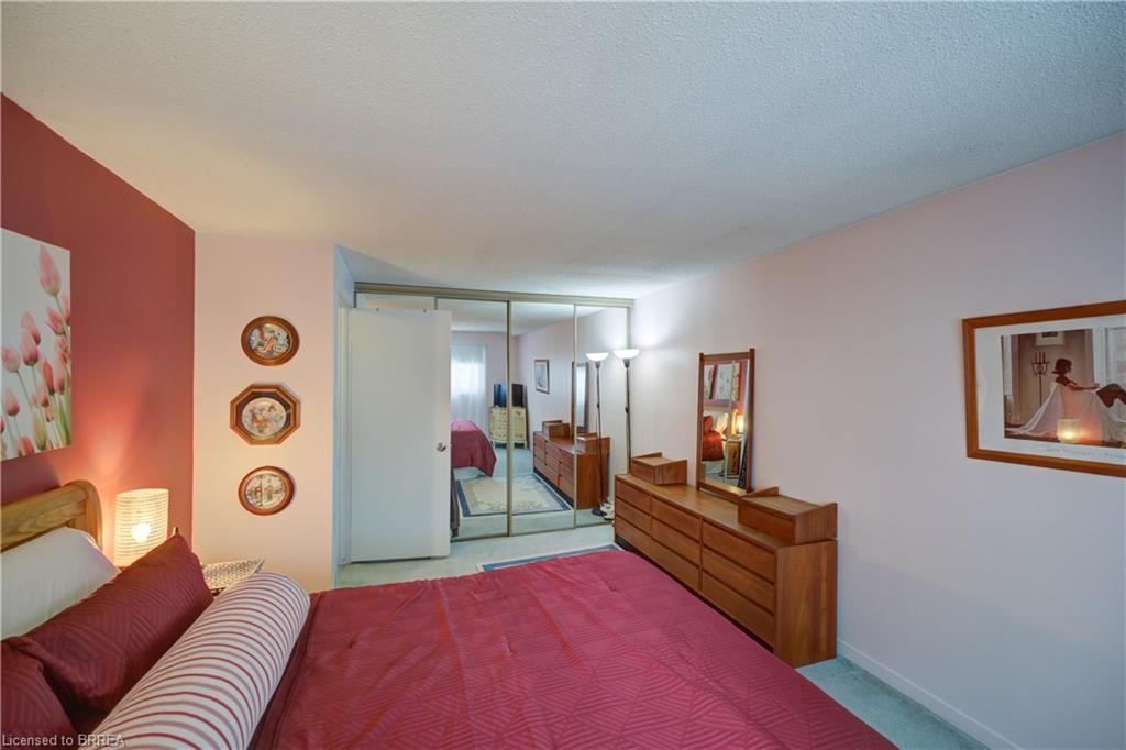 9 Max Webster Road, Brantford, ON - Indoor Photo Showing Bedroom