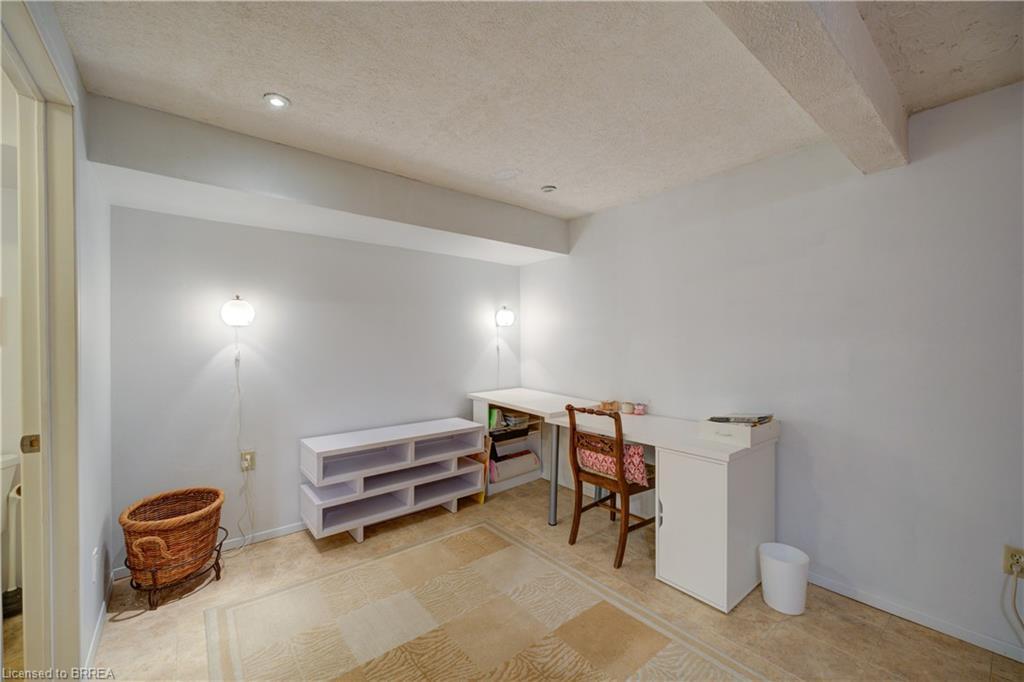 9 Max Webster Road, Brantford, ON - Indoor Photo Showing Other Room