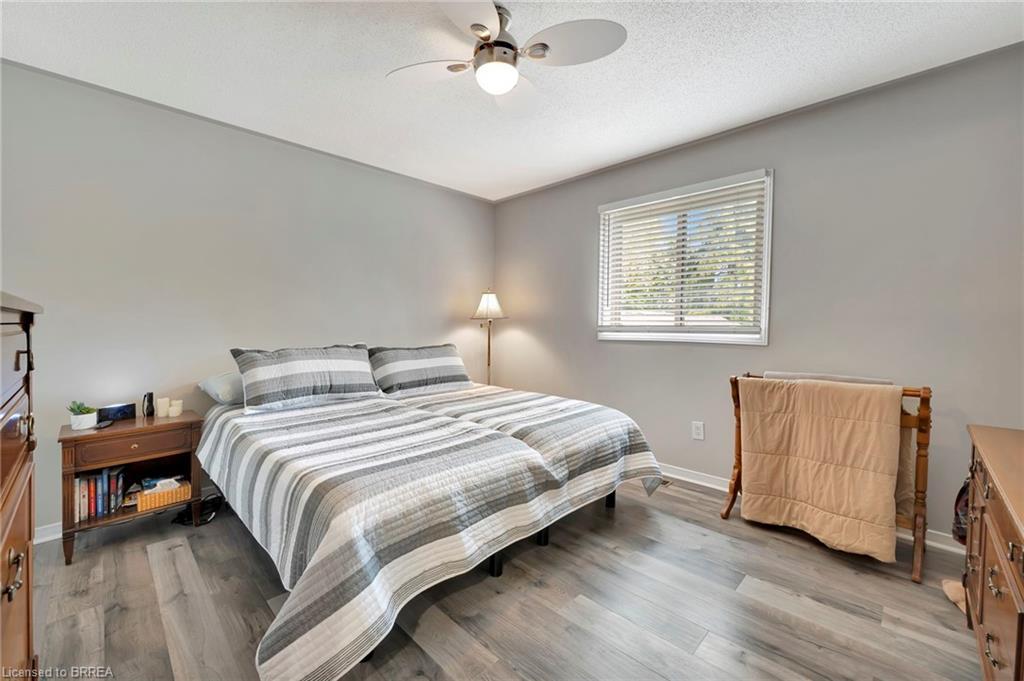 1565 Old Brock Street, Vittoria, ON - Indoor Photo Showing Bedroom