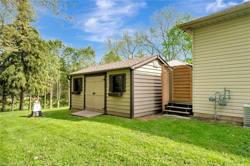 1565 Old Brock Street, Vittoria, ON - Outdoor With Exterior