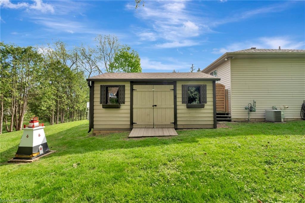 1565 Old Brock Street, Vittoria, ON - Outdoor