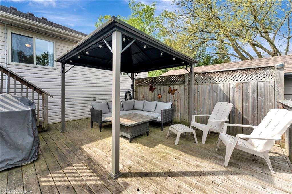 1565 Old Brock Street, Vittoria, ON - Outdoor With Deck Patio Veranda With Exterior