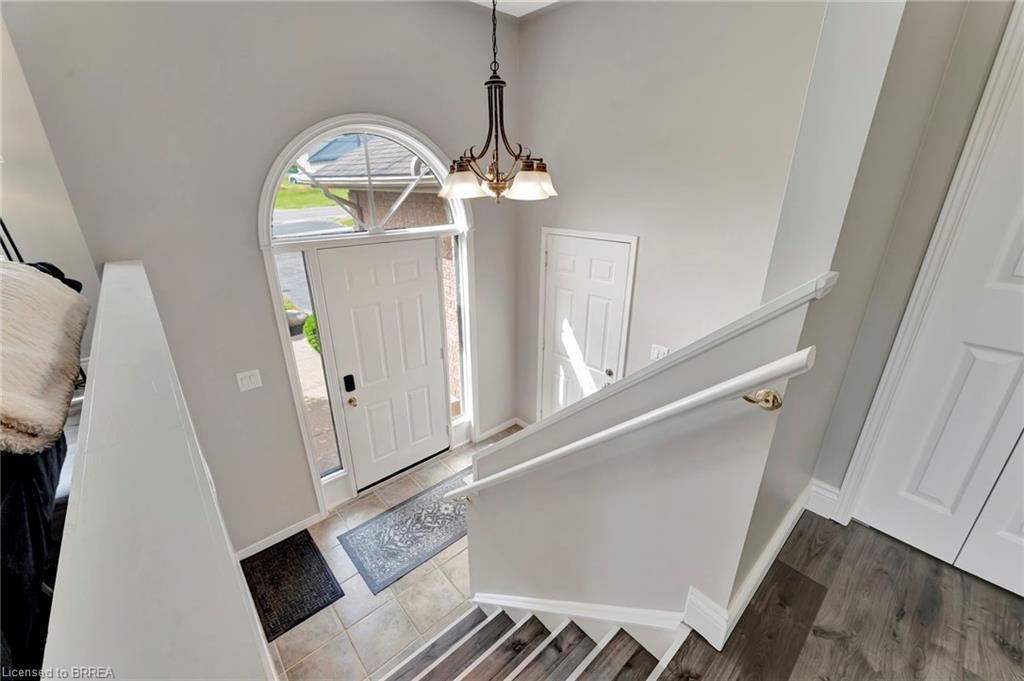 1565 Old Brock Street, Vittoria, ON - Indoor Photo Showing Other Room