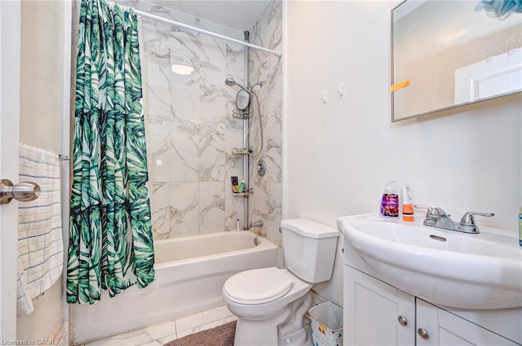 15 Ainslie Street N, Cambridge, ON