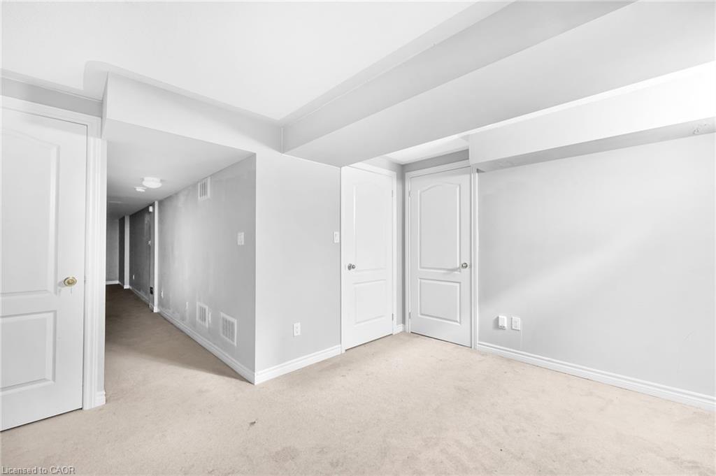 21 Kayak Heights, Brampton, ON - Indoor Photo Showing Other Room