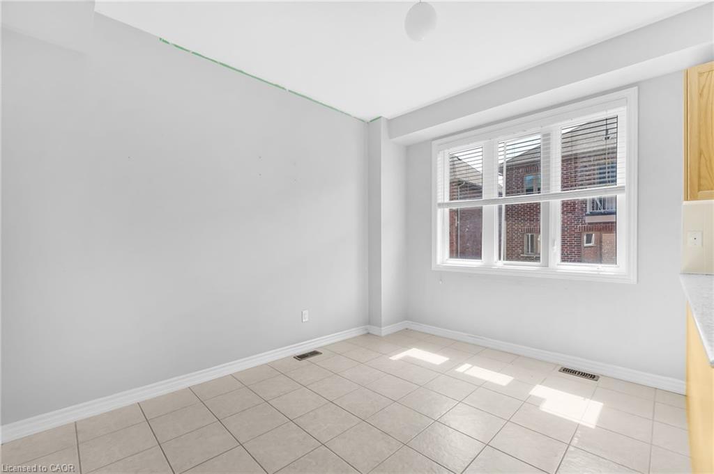 21 Kayak Heights, Brampton, ON - Indoor Photo Showing Other Room