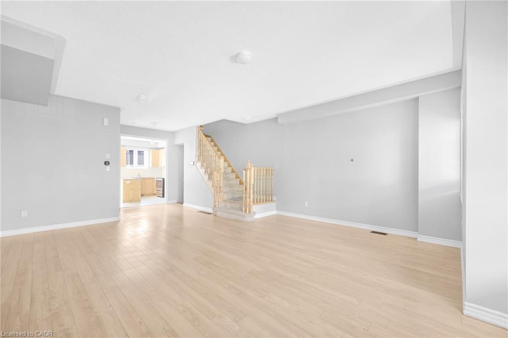 21 Kayak Heights, Brampton, ON - Indoor Photo Showing Other Room