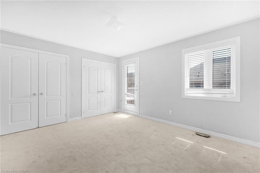 21 Kayak Heights, Brampton, ON - Indoor