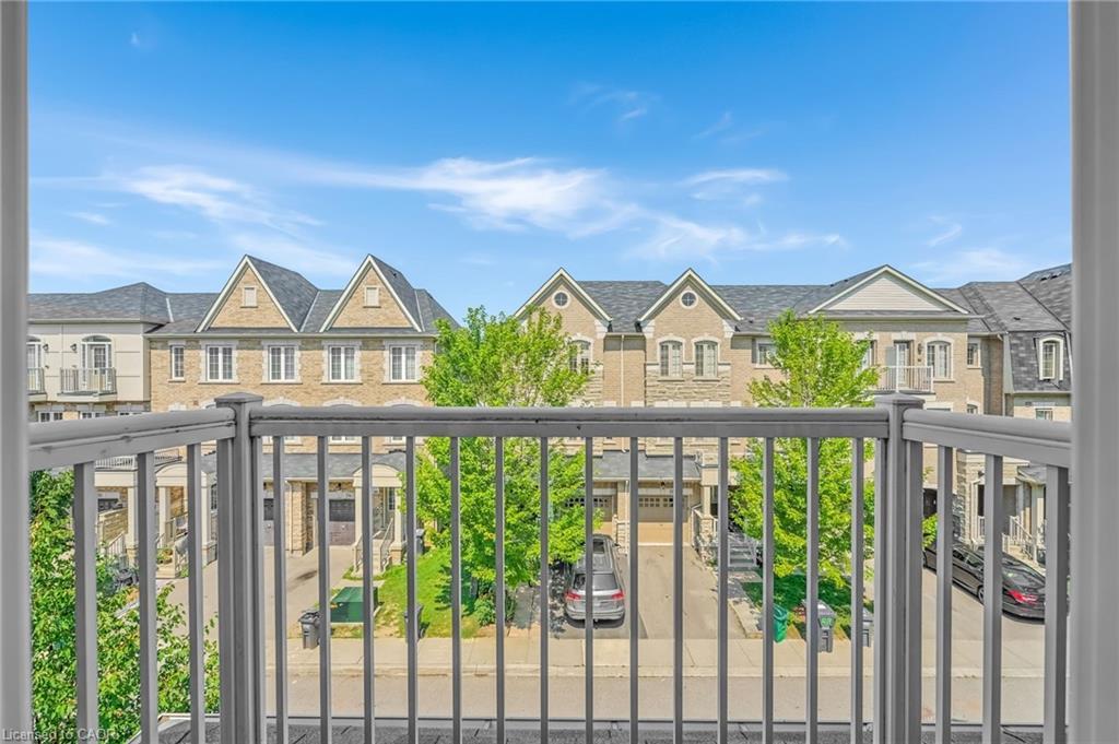 21 Kayak Heights, Brampton, ON - Outdoor