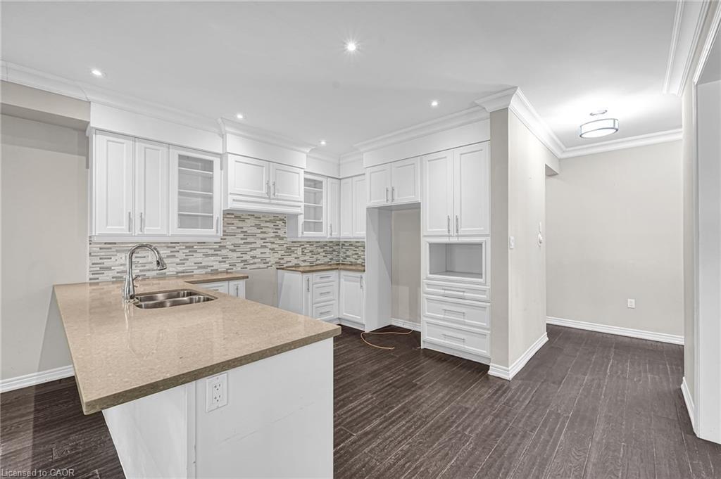 21 Scotia Road, Georgina, ON - Indoor Photo Showing Kitchen With Double Sink