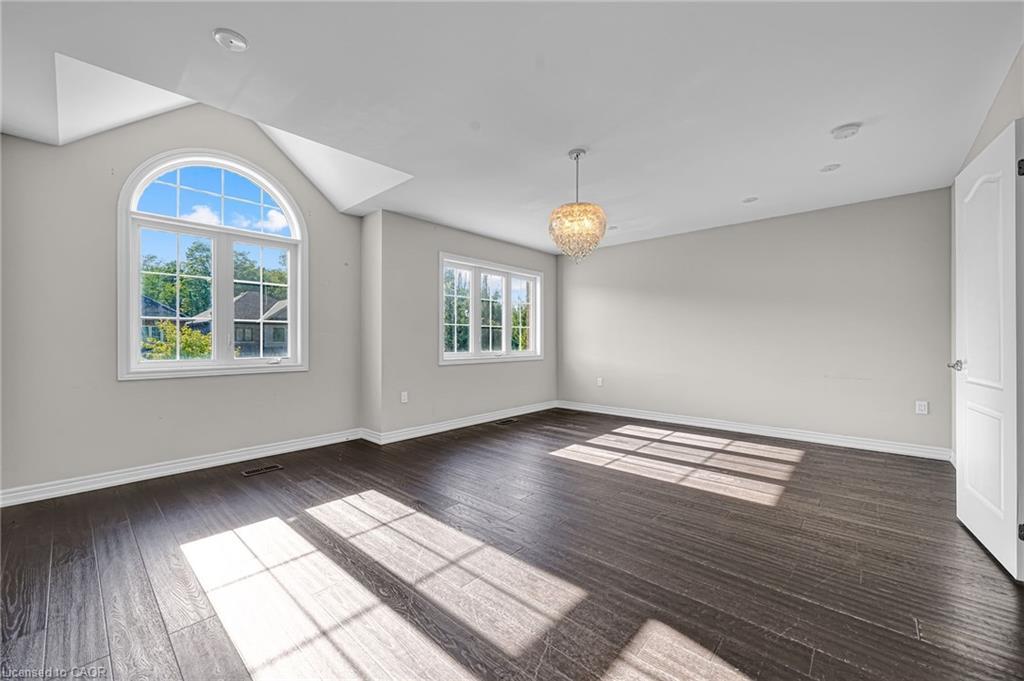 21 Scotia Road, Georgina, ON - Indoor Photo Showing Other Room