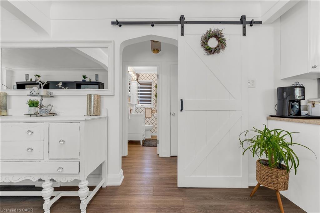 97 Bell Avenue, Hamilton, ON - Indoor Photo Showing Other Room