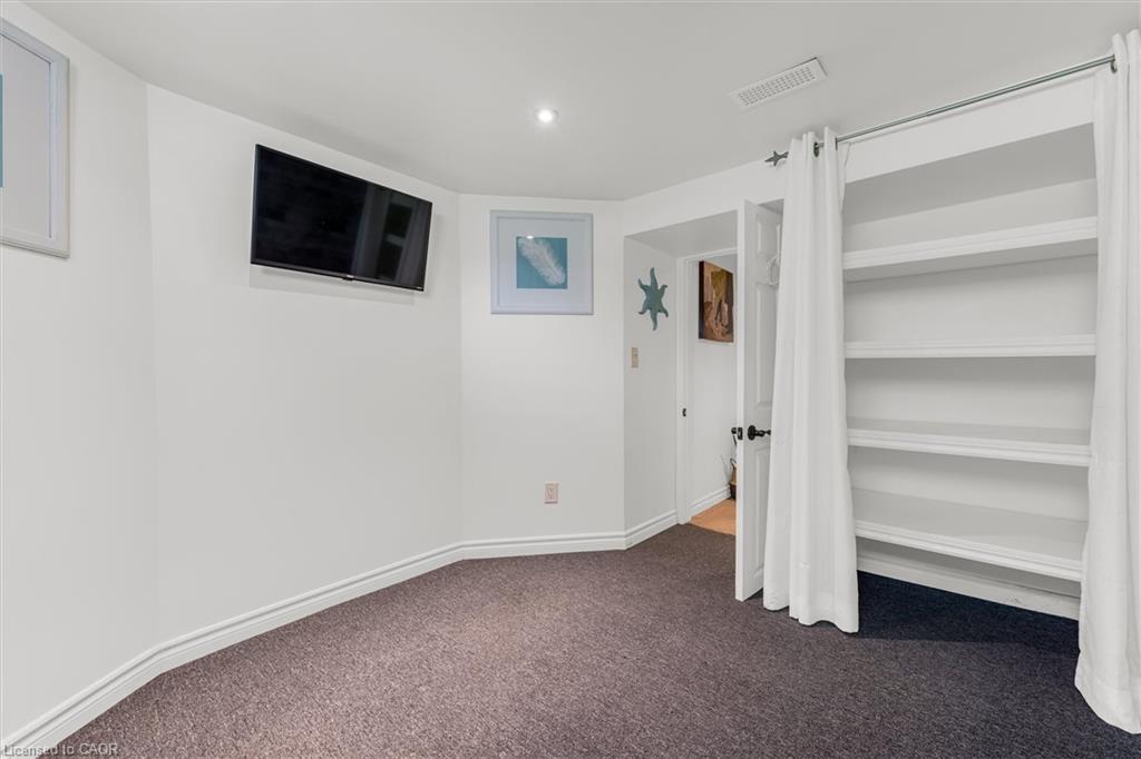 97 Bell Avenue, Hamilton, ON - Indoor Photo Showing Other Room