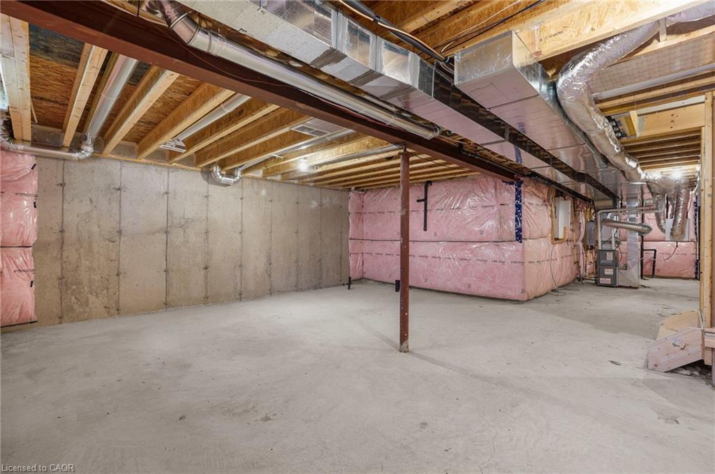 32 Alayche Trail, Welland, ON - Indoor Photo Showing Basement