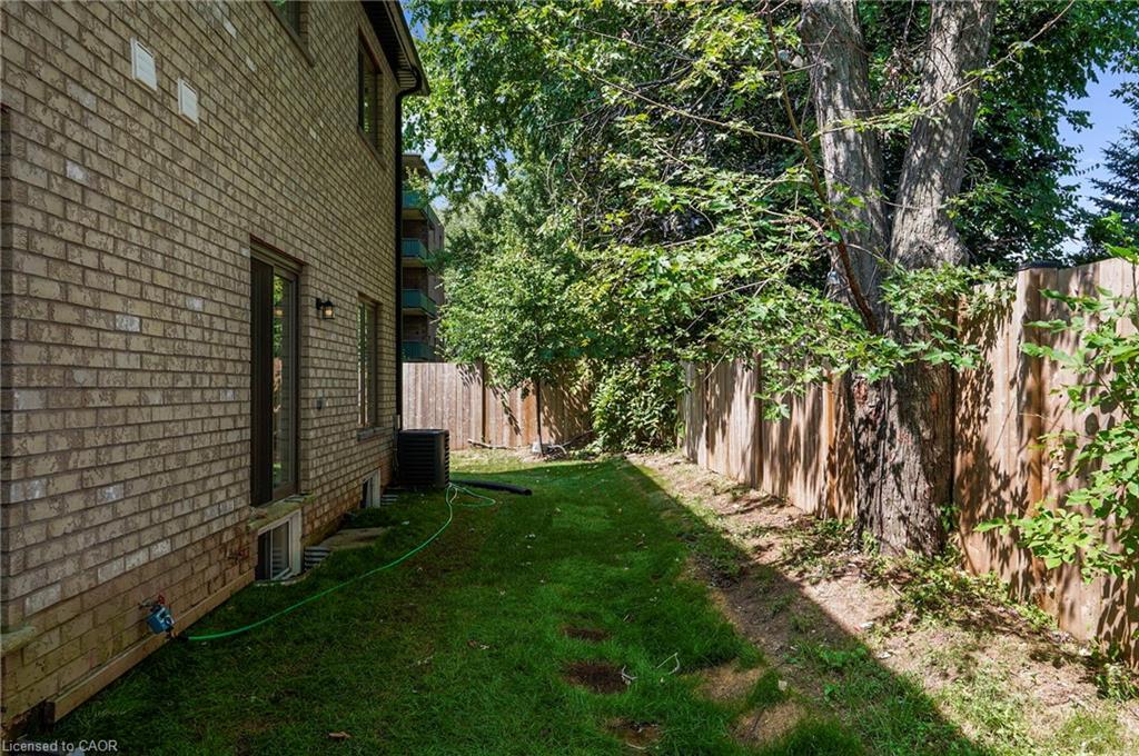 32 Alayche Trail, Welland, ON - Outdoor