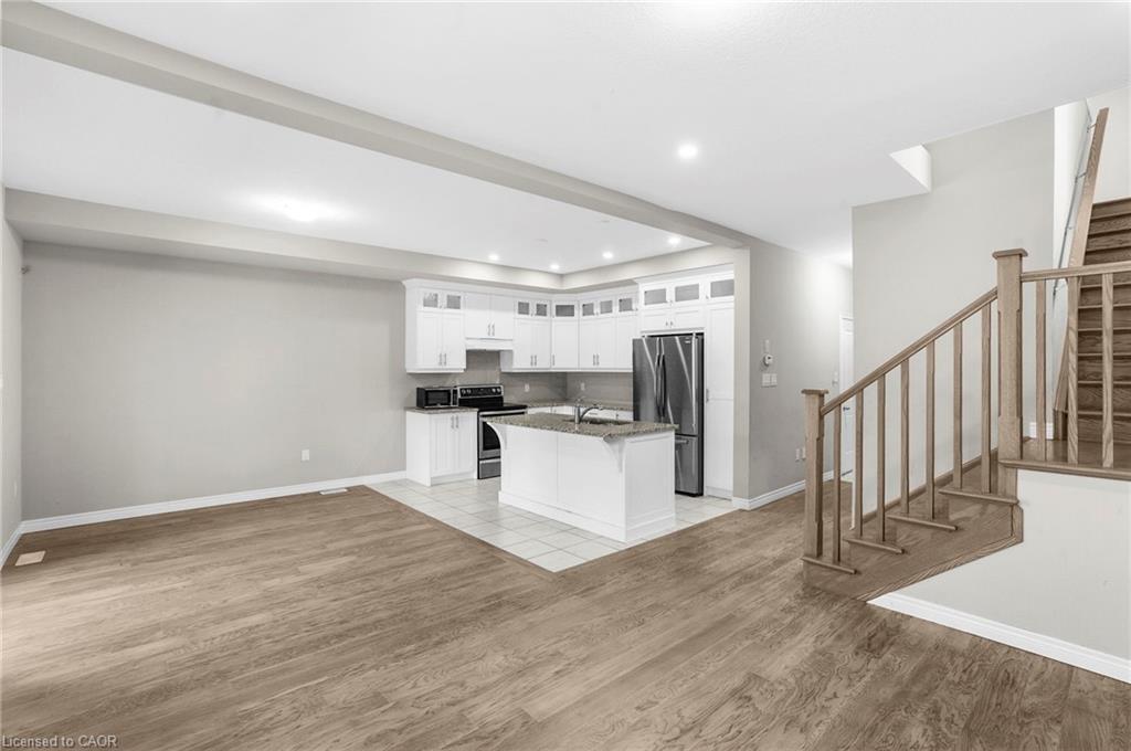 32 Alayche Trail, Welland, ON - Indoor