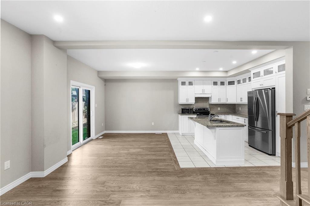 32 Alayche Trail, Welland, ON - Indoor