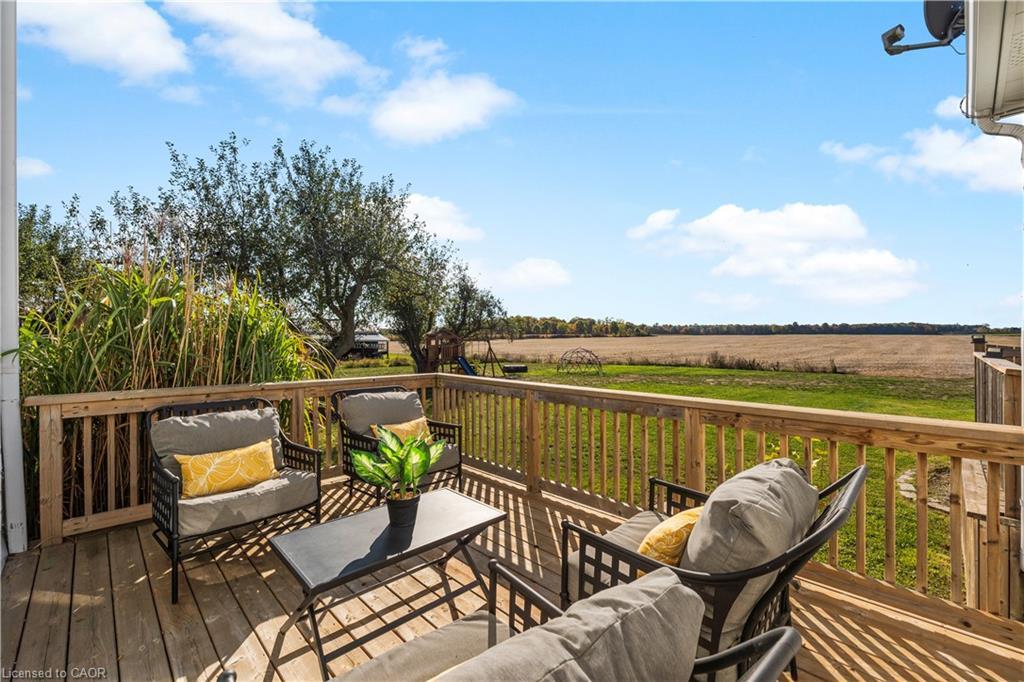 110 Cream Street, Fenwick, ON - Outdoor With Deck Patio Veranda With Exterior