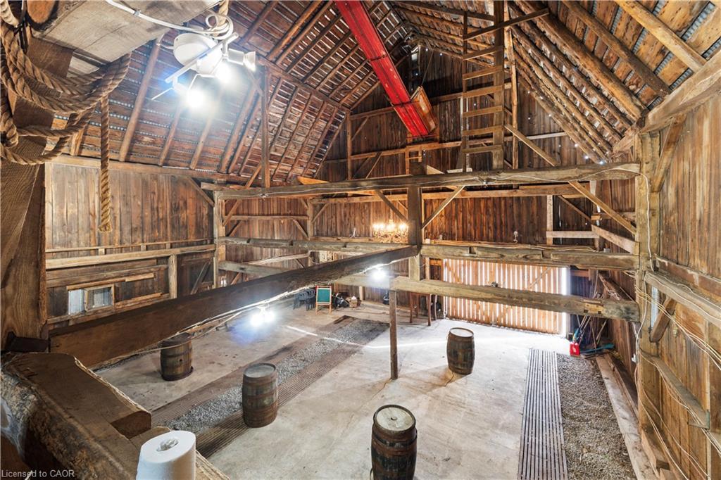 110 Cream Street, Fenwick, ON - Indoor