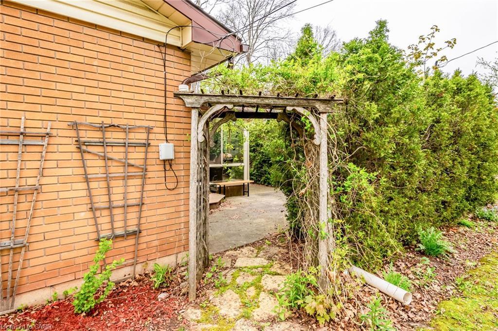 122 Forest Hill Road, Grimsby, ON - Outdoor