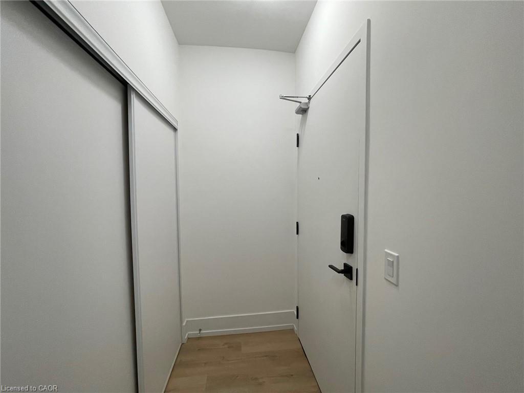206-206 King Street W, Hamilton, ON - Indoor Photo Showing Other Room