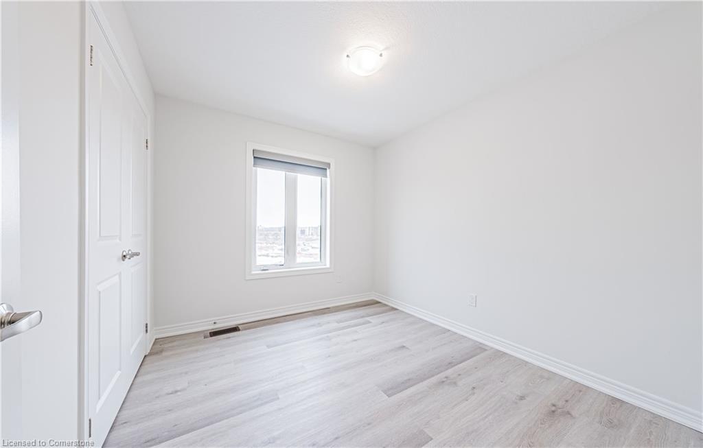 55 Dryden Lane Lane, Hamilton, ON - Indoor Photo Showing Other Room