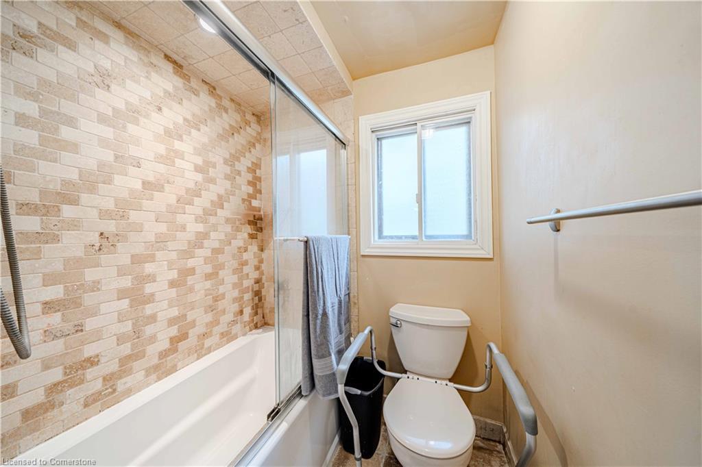 1764 Listowell Crescent, Pickering, ON - Indoor Photo Showing Bathroom