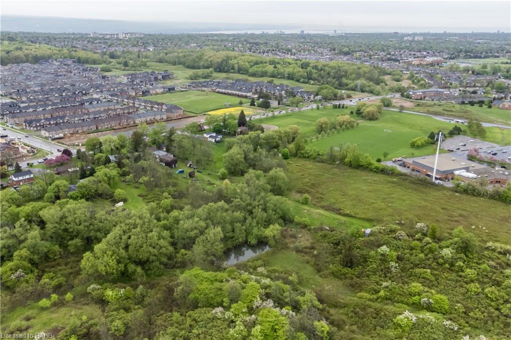 1048 Garner Road E, Ancaster, ON