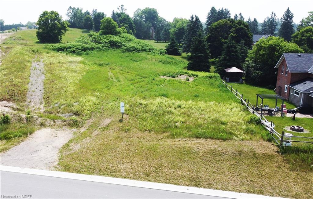 4 Country Place, Kawartha Lakes, ON