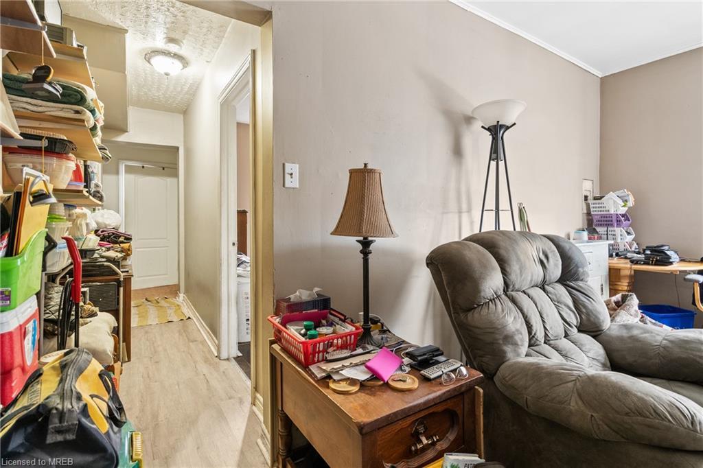 207 Beaver Street, Thorold, ON - Indoor Photo Showing Other Room