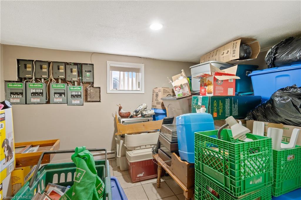 207 Beaver Street, Thorold, ON - Indoor