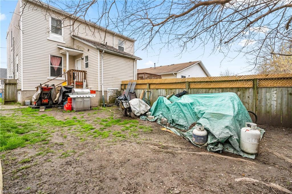 207 Beaver Street, Thorold, ON - Outdoor