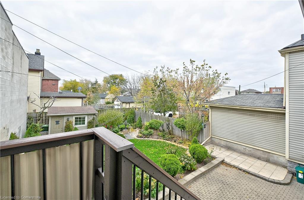 1476 Barton Street E, Hamilton, ON - Outdoor With Exterior