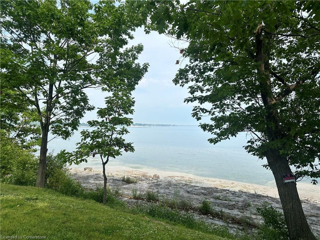 2823 Lakeshore Road, Dunnville, ON