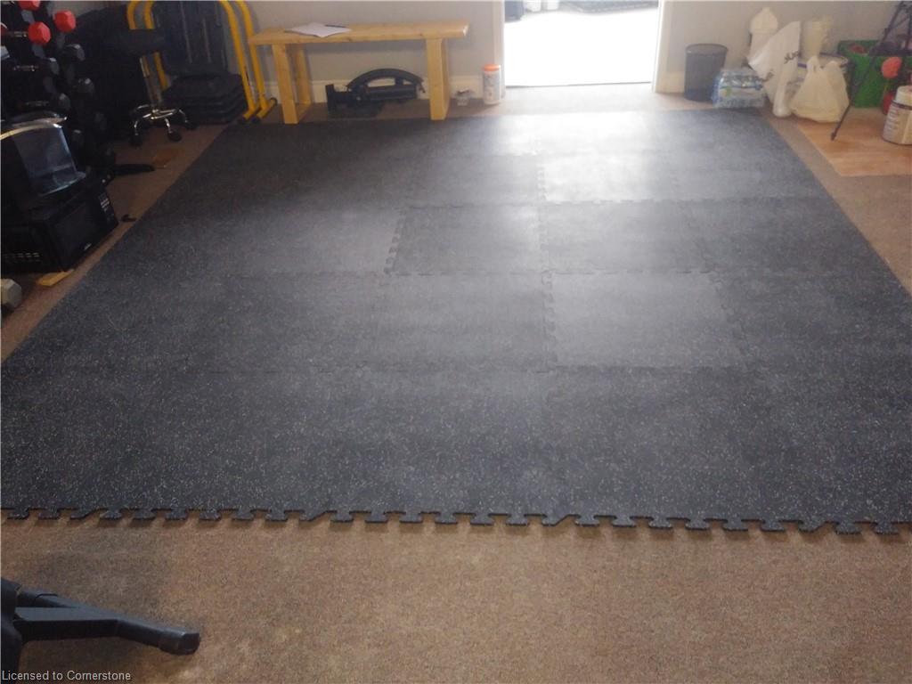 1929 King Street E, Hamilton, ON