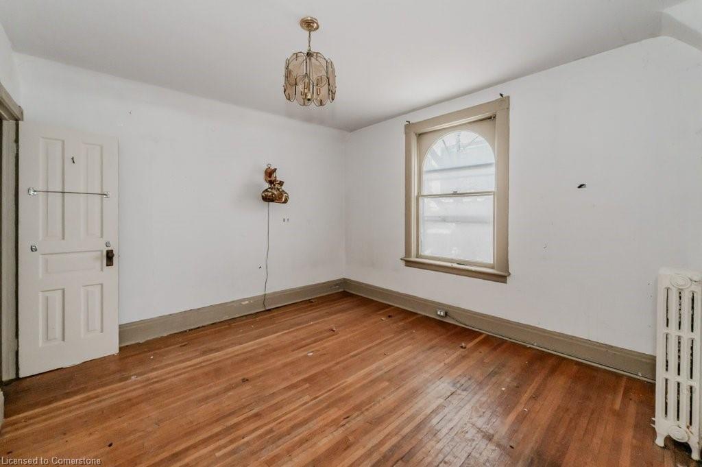 9 John Street E, Waterloo, ON - Indoor Photo Showing Other Room