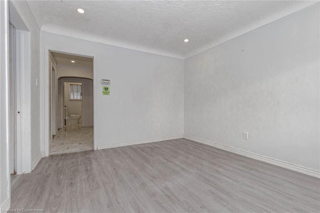 55 Hamilton Street, St. Catharines, ON - Indoor Photo Showing Other Room