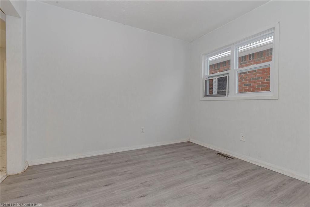55 Hamilton Street, St. Catharines, ON - Indoor Photo Showing Other Room