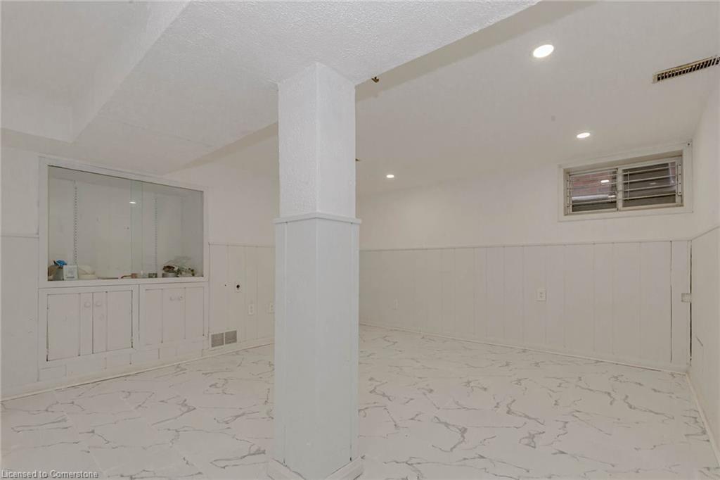 55 Hamilton Street, St. Catharines, ON - Indoor Photo Showing Other Room