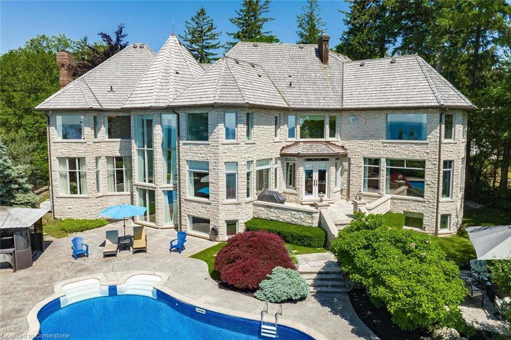 4038 Lakeshore Road, Burlington, ON - Outdoor With In Ground Pool