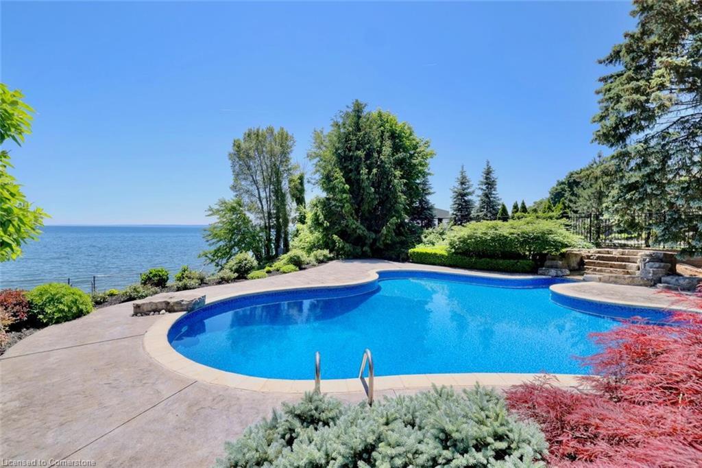 4038 Lakeshore Road, Burlington, ON - Outdoor With In Ground Pool With Backyard