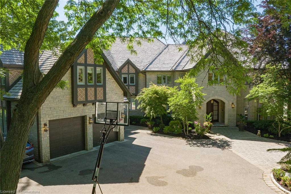 4038 Lakeshore Road, Burlington, ON - Outdoor