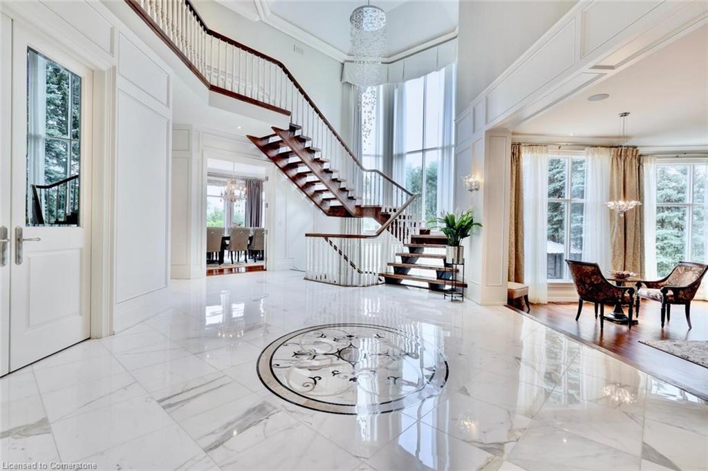 4038 Lakeshore Road, Burlington, ON - Indoor Photo Showing Other Room