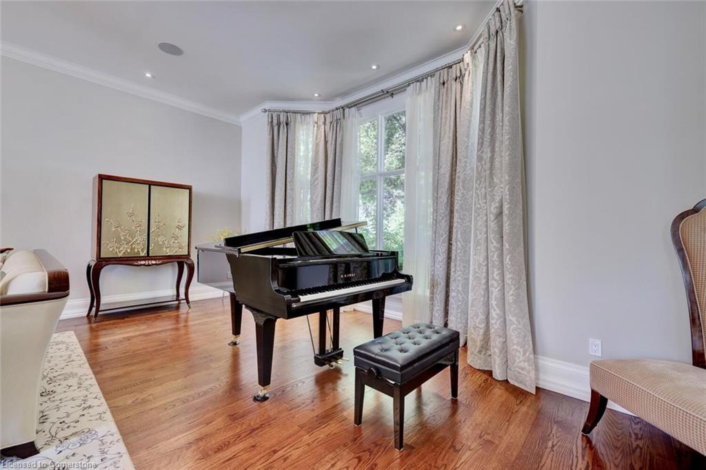 4038 Lakeshore Road, Burlington, ON - Indoor Photo Showing Other Room